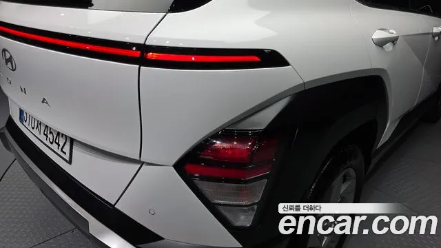 Hyundai Kona SX2 — Фото автомобиля 7