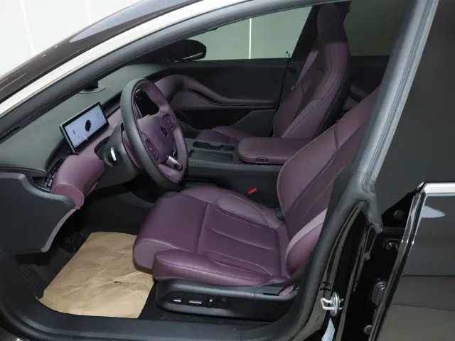 Nio ET5 Touring — Фото автомобиля 10
