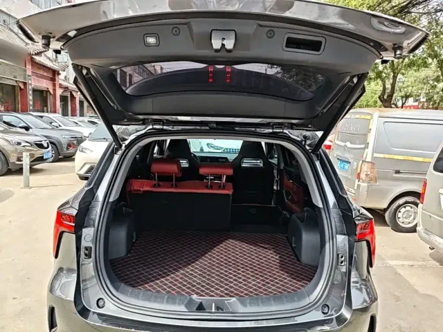 Changan CS75 Plus — Фото автомобиля 18