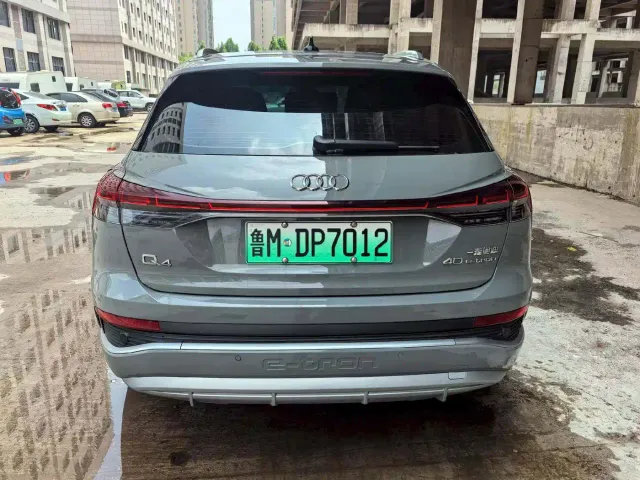 Audi Q4 e-tron — Фото автомобиля 8