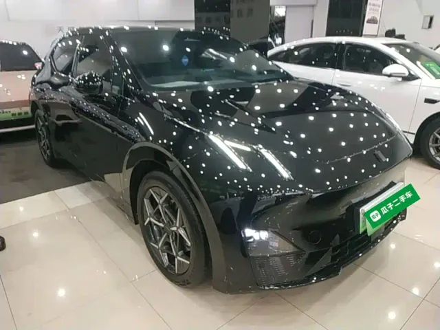 Lynk & Co Z20 — Фото автомобиля 3
