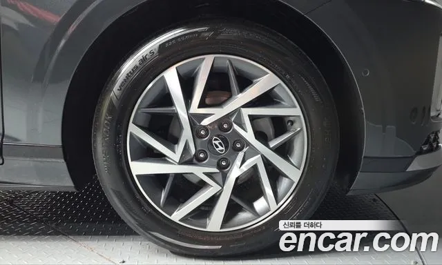 Hyundai Grandeur GN7 — Фото автомобиля 6