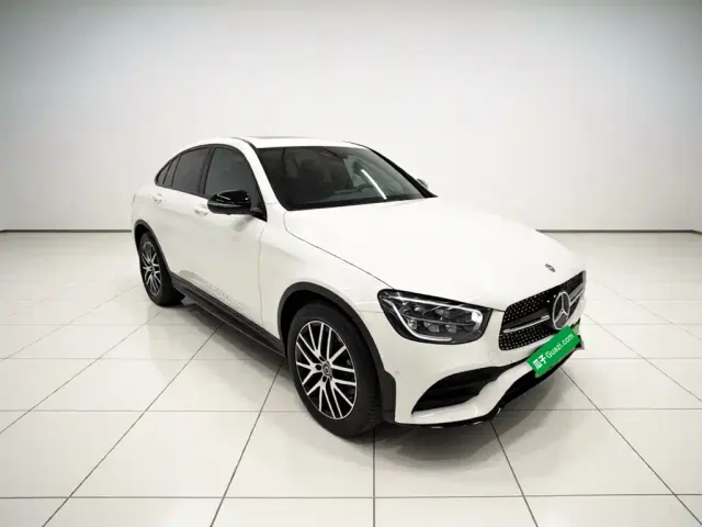 Mercedes-Benz GLC Coupe — Фото автомобиля 3