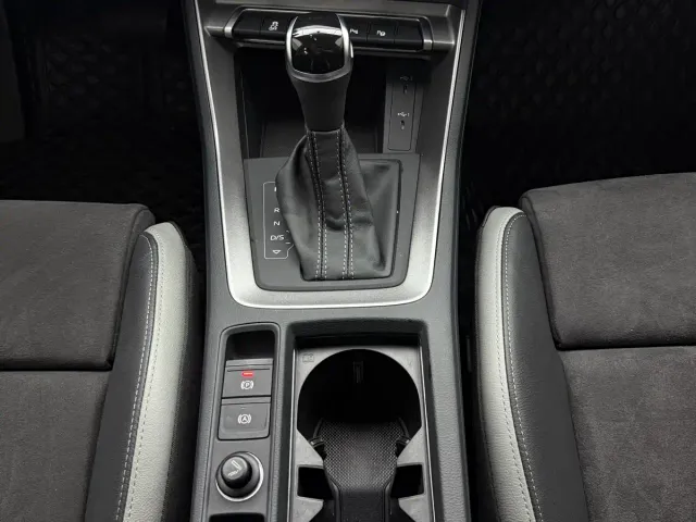 Audi Q3 — Фото автомобиля 15