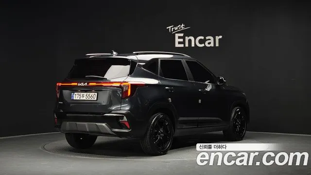 Kia Seltos Бензин 1.6 турбо 2WD — Фото автомобиля 2
