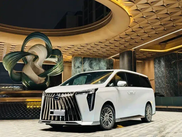 Фотография автомобиля — GAC Trumpchi M8