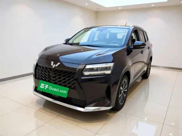 Фотография автомобиля — Wuling Starlight 730