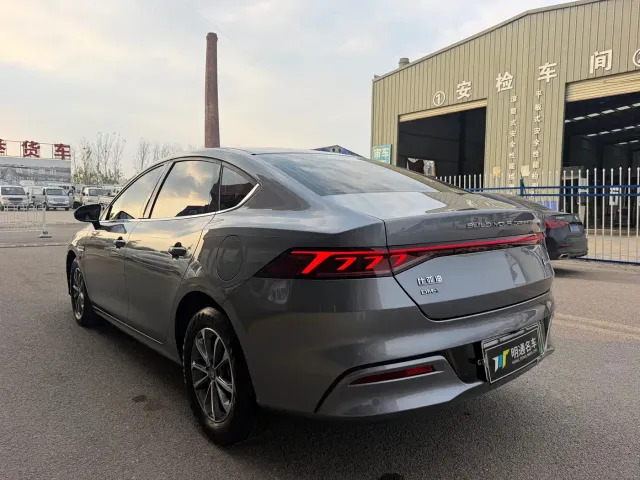 BYD Qin PLUS — Фото автомобиля 5