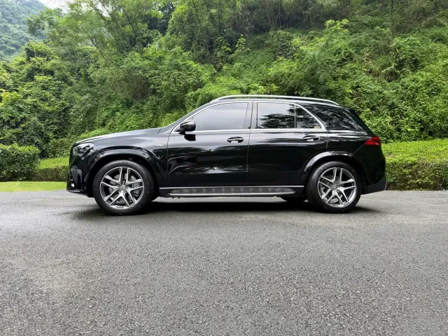Mercedes-Benz GLE-Class AMG — Фото автомобиля 3