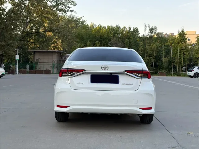 Toyota Corolla — Фото автомобиля 14