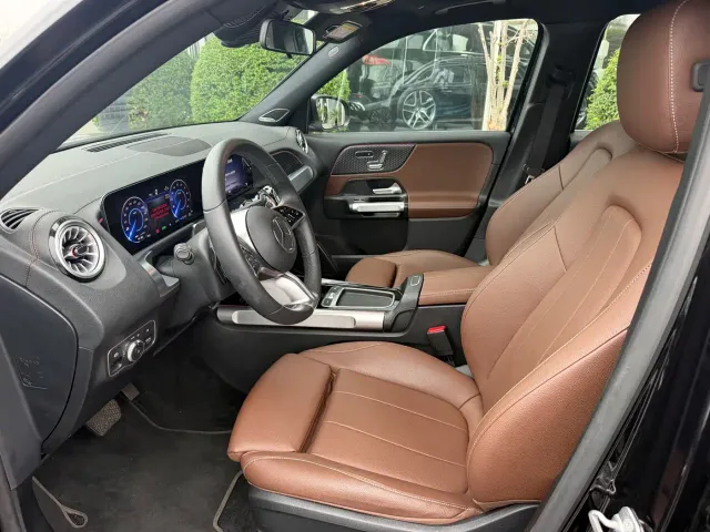 Mercedes-Benz EQB — Фото автомобиля 9