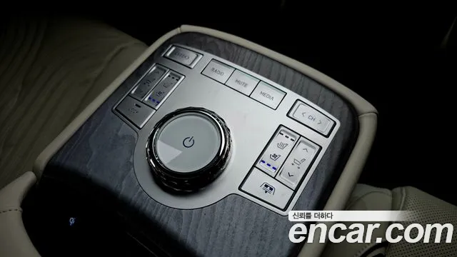 Genesis G80 RG3 — Фото автомобиля 23