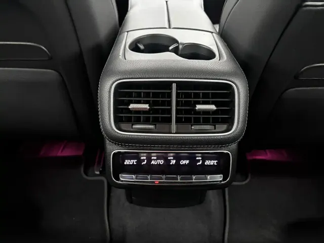 Mercedes-Benz GLE-Class — Фото автомобиля 22