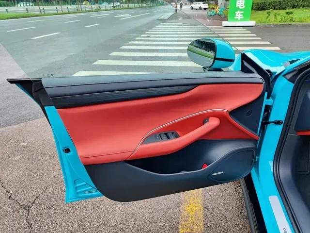 Xiaomi SU7 — Фото автомобиля 6