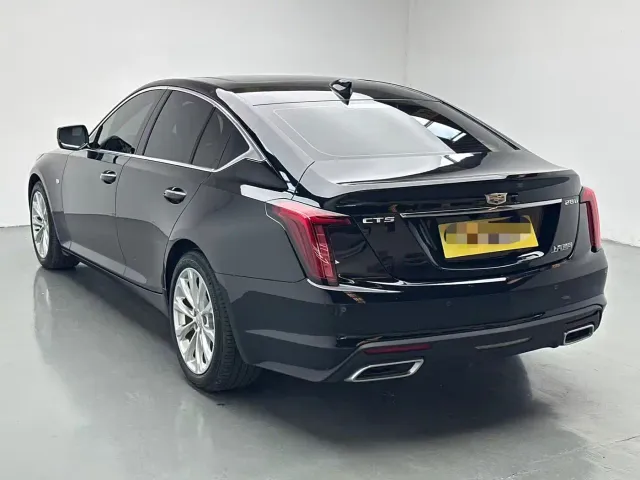 Cadillac CT5 — Фото автомобиля 7