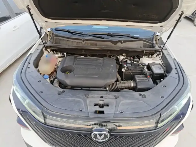 Changan CS75 Plus — Фото автомобиля 15