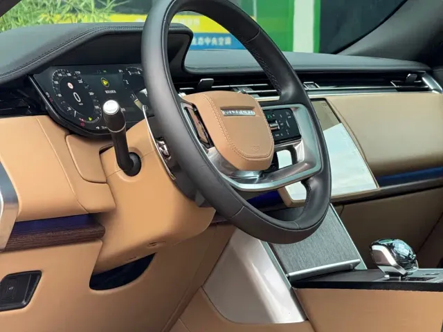 Land Rover Range Rover — Фото автомобиля 6