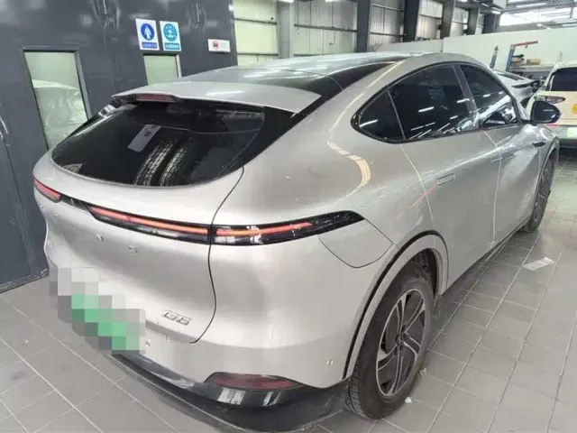 Xpeng G6 — Фото автомобиля 3