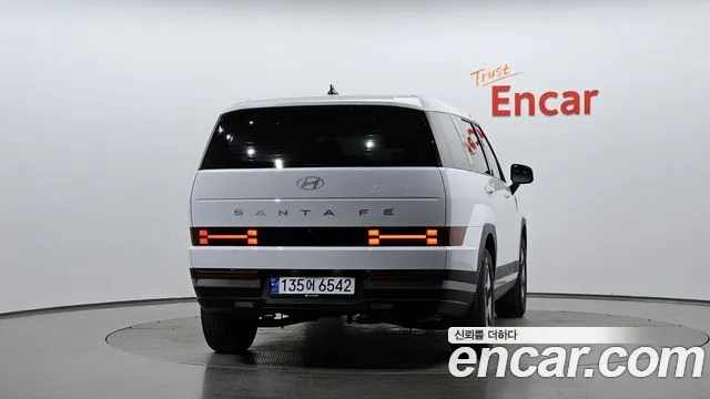 Hyundai Santa Fe — Фото автомобиля 4