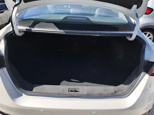 Nissan Sylphy — Фото автомобиля 4