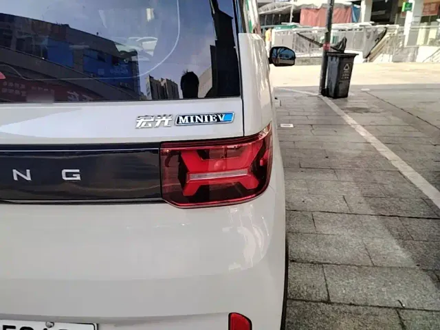 Wuling Hongguang Mini EV — Фото автомобиля 7