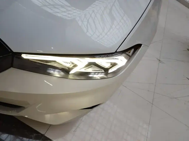 BMW i3 — Фото автомобиля 23