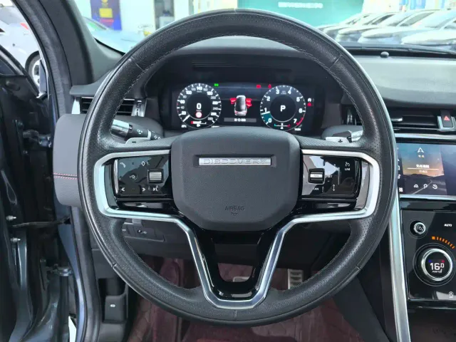Land Rover Discovery Sport — Фото автомобиля 8
