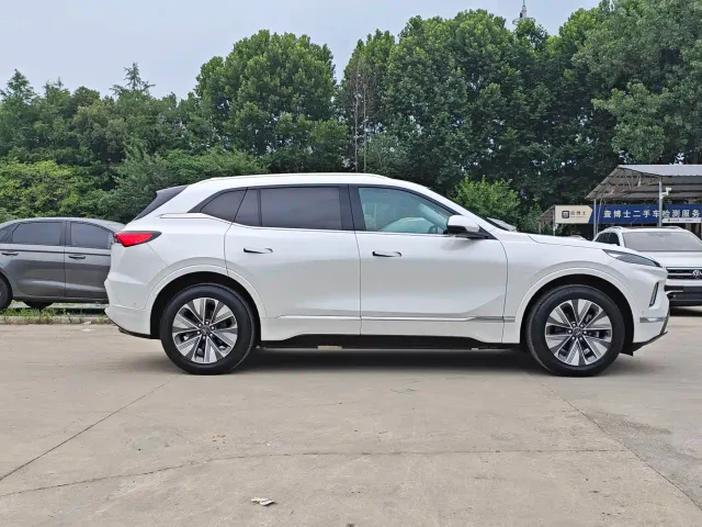 Buick E5 — Фото автомобиля 4