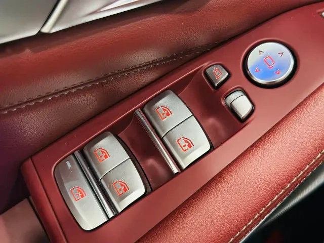 BMW X5 — Фото автомобиля 13
