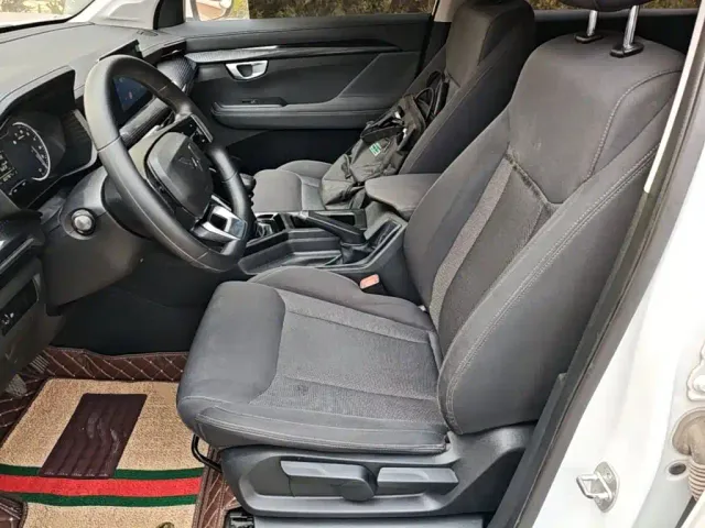 Wuling Asta — Фото автомобиля 14
