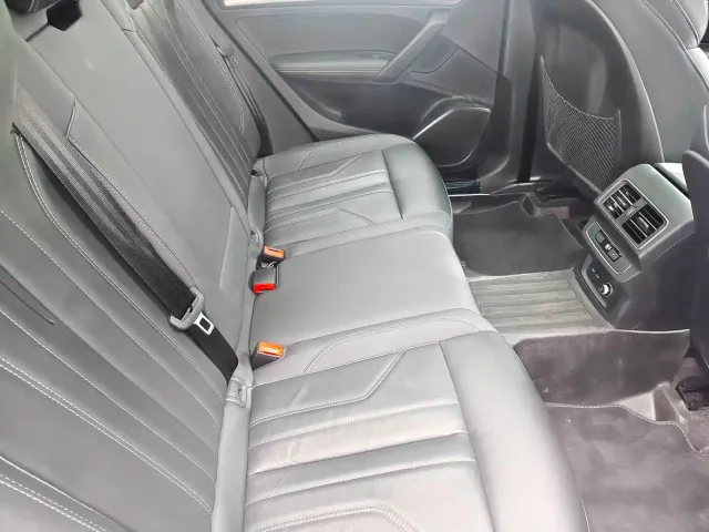 Audi Q5L — Фото автомобиля 9