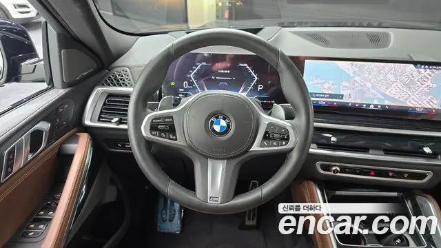 BMW X6 xDrive40i M Sport — Фото автомобиля 11