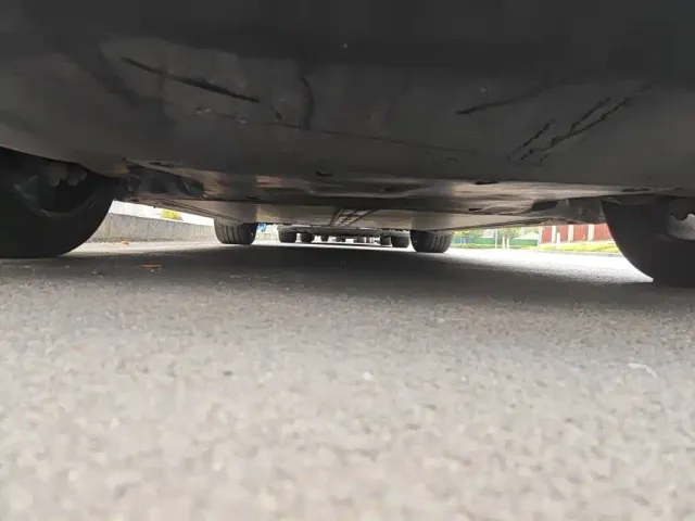Tesla Model Y — Фото автомобиля 23