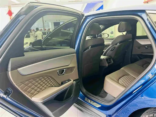 BYD Han — Фото автомобиля 23