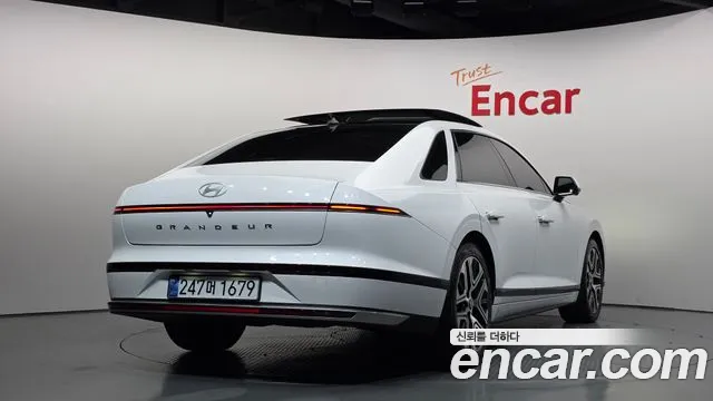 Hyundai Grandeur GN7 — Фото автомобиля 2