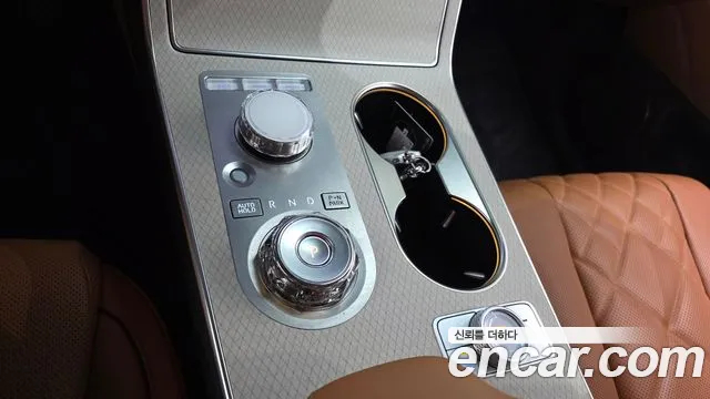 Genesis GV80 — Фото автомобиля 9