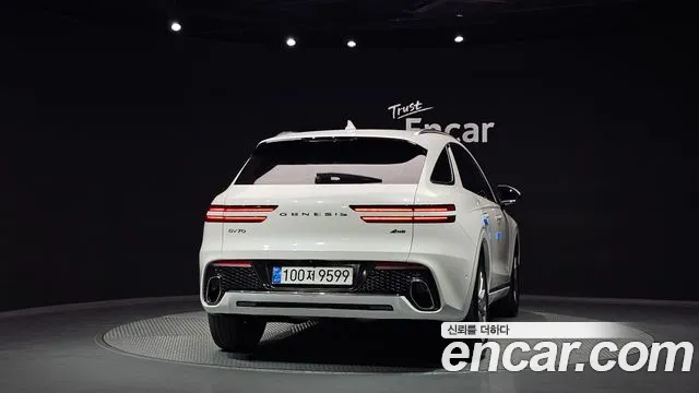Genesis GV70 — Фото автомобиля 4
