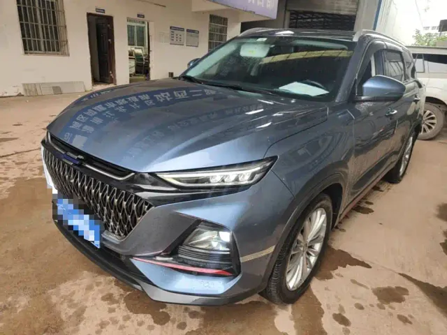 Фотография автомобиля — Changan X7 Plus