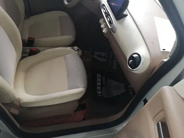Wuling Hongguang Mini EV — Фото автомобиля 24