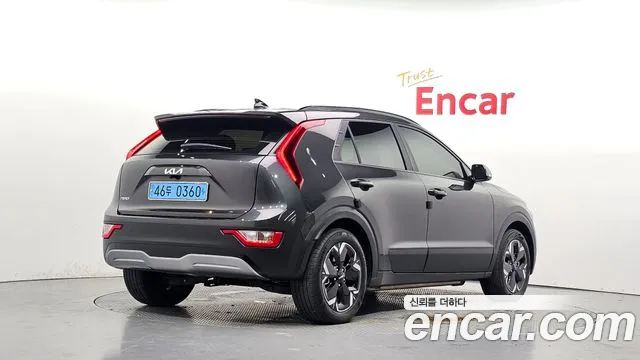Kia Niro — Фото автомобиля 2