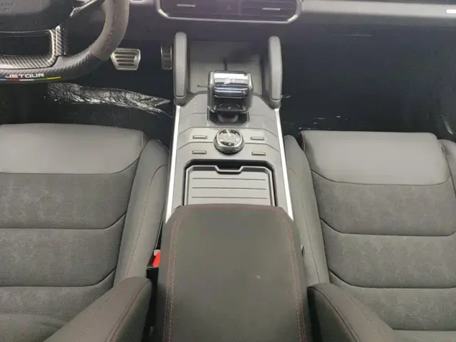 Jetour T2 — Фото автомобиля 16
