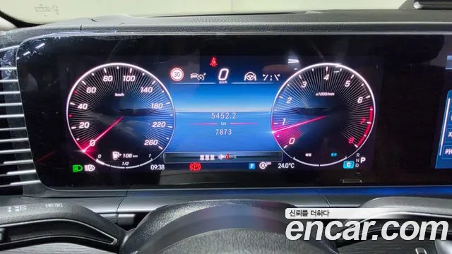 Mercedes-Benz GLE-Class — Фото автомобиля 16