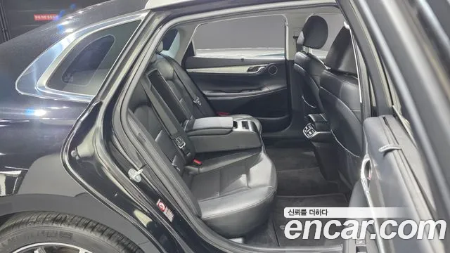 Hyundai Grandeur Новый Grandeur IG — Фото автомобиля 12
