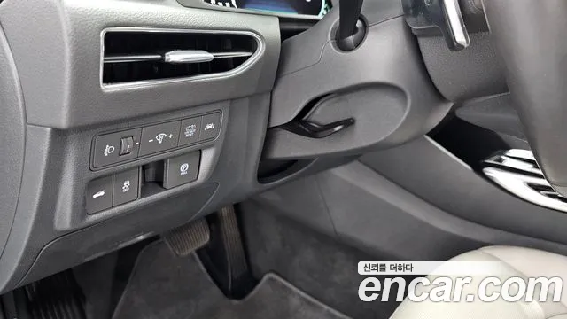 Hyundai Sonata Inspiration — Фото автомобиля 13