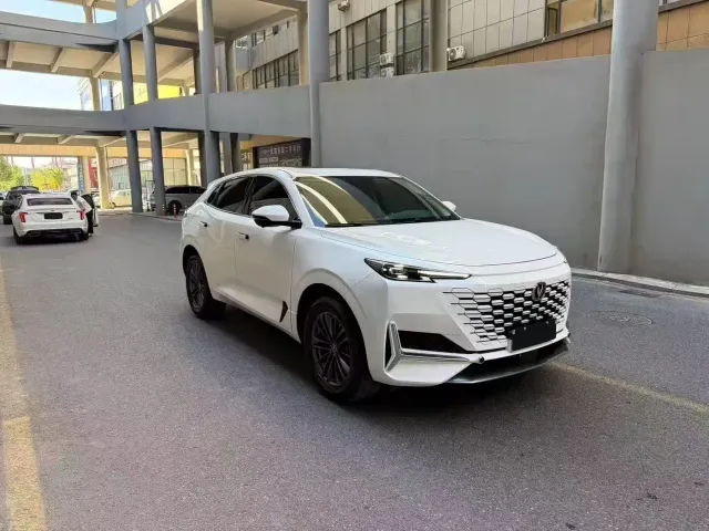 Changan Changan UNI-K 2021 Model 2.0T Luxury Type — Фото автомобиля 3