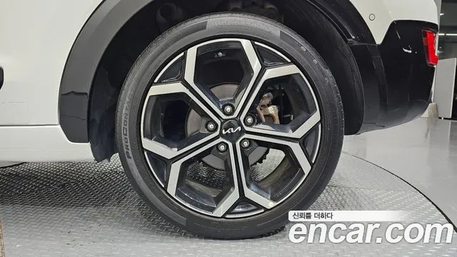 Kia Niro The All New Niro Signature — Фото автомобиля 21