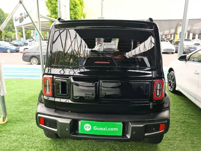 Baojun Yep — Фото автомобиля 3