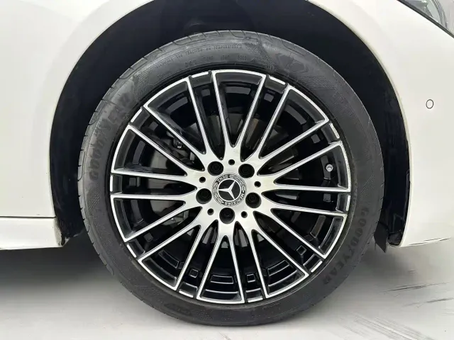 Mercedes-Benz C-Class — Фото автомобиля 9