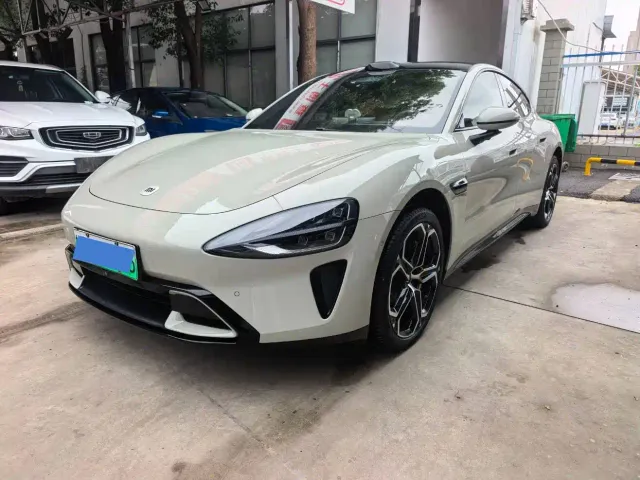 Xiaomi SU7 — Фото автомобиля 3