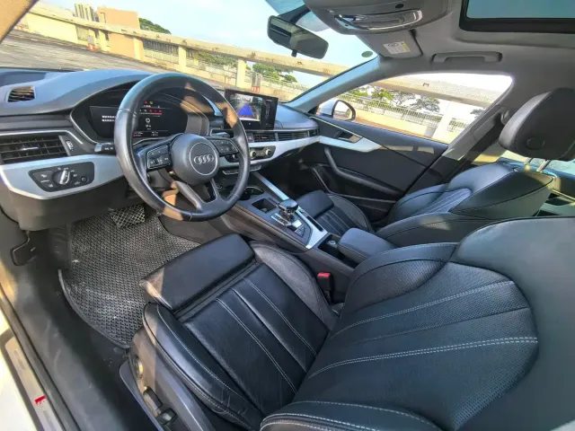 Audi A4L — Фото автомобиля 7